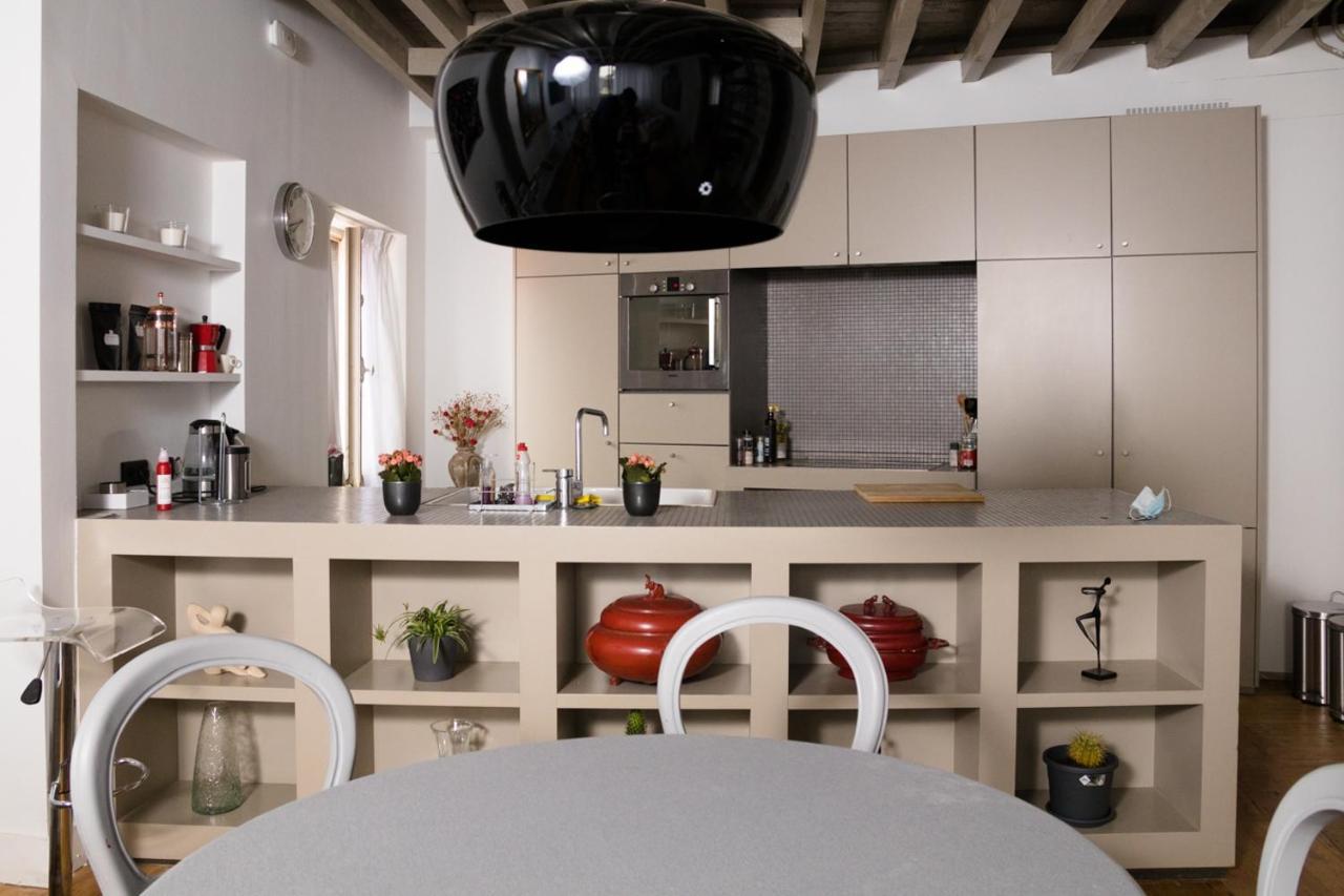Duplex Dernier Etage Avec Terasse A Deux Pas De La Grand Place Bruxelles Eksteriør billede