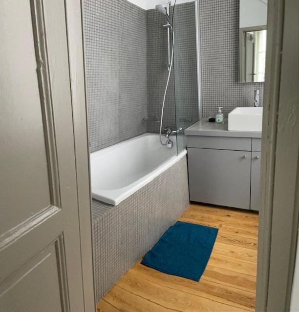 Duplex Dernier Etage Avec Terasse A Deux Pas De La Grand Place Bruxelles Eksteriør billede